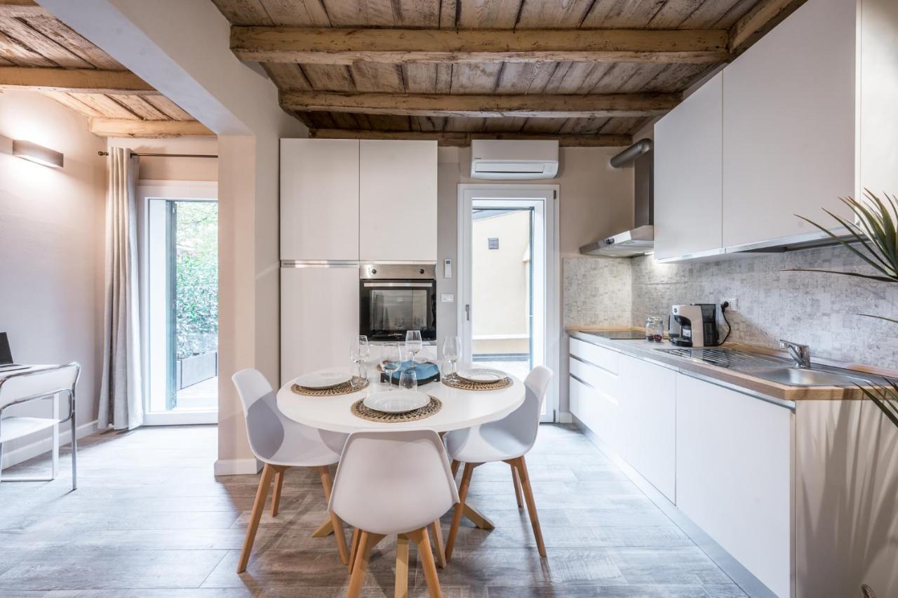 בולוניה Broccaindosso Wood Apartments 5* מראה חיצוני תמונה