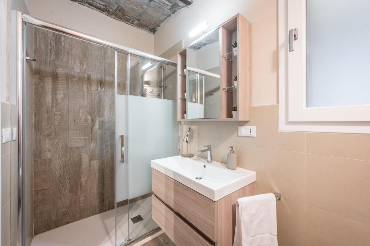 בולוניה Broccaindosso Wood Apartments 5* מראה חיצוני תמונה