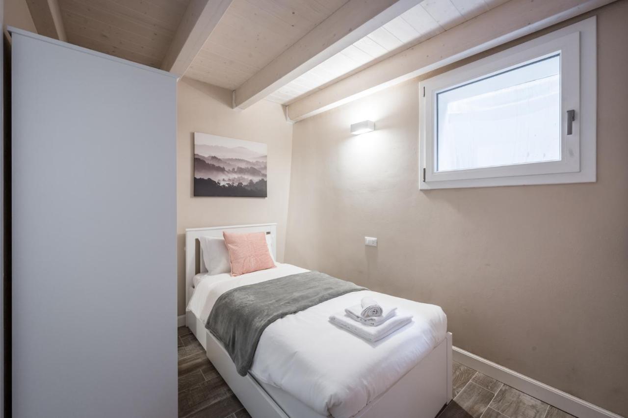 בולוניה Broccaindosso Wood Apartments 5* מראה חיצוני תמונה