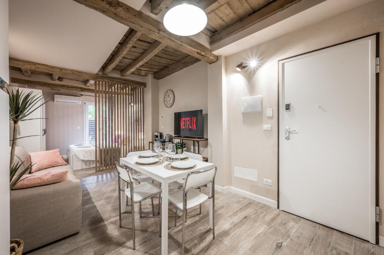 בולוניה Broccaindosso Wood Apartments 5* מראה חיצוני תמונה