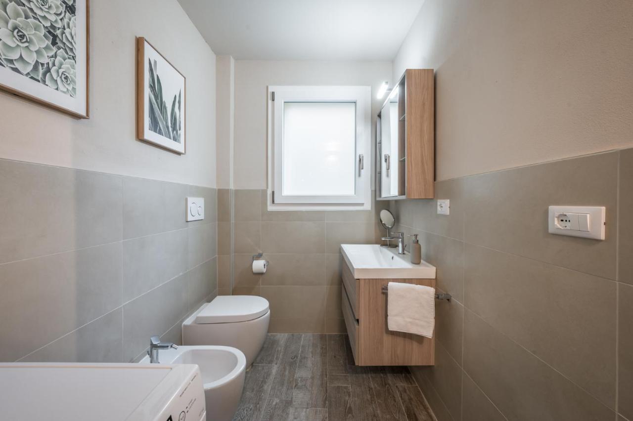 בולוניה Broccaindosso Wood Apartments 5* מראה חיצוני תמונה