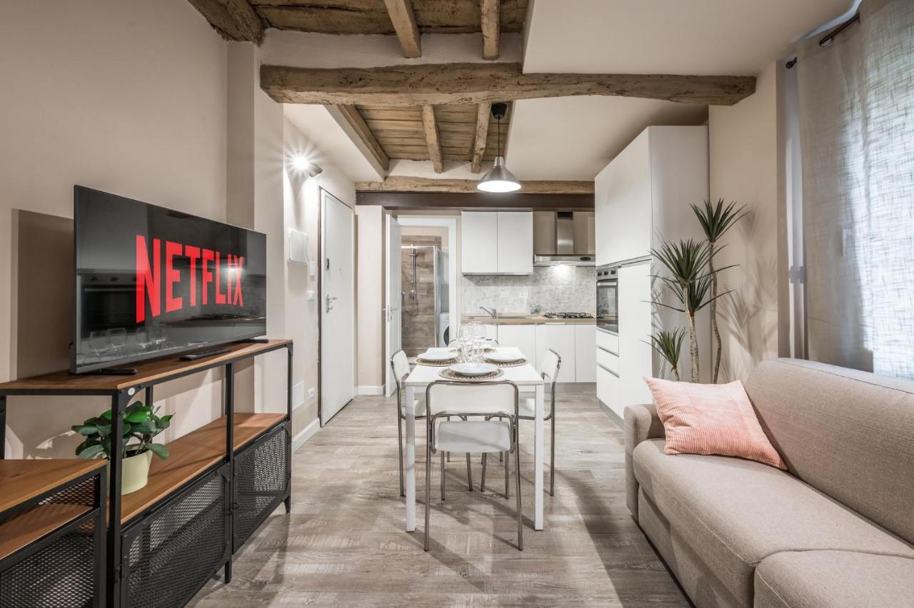 בולוניה Broccaindosso Wood Apartments 5* מראה חיצוני תמונה